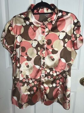 Apt. 9 Coral, Brown & Cream Circular Print Blouse